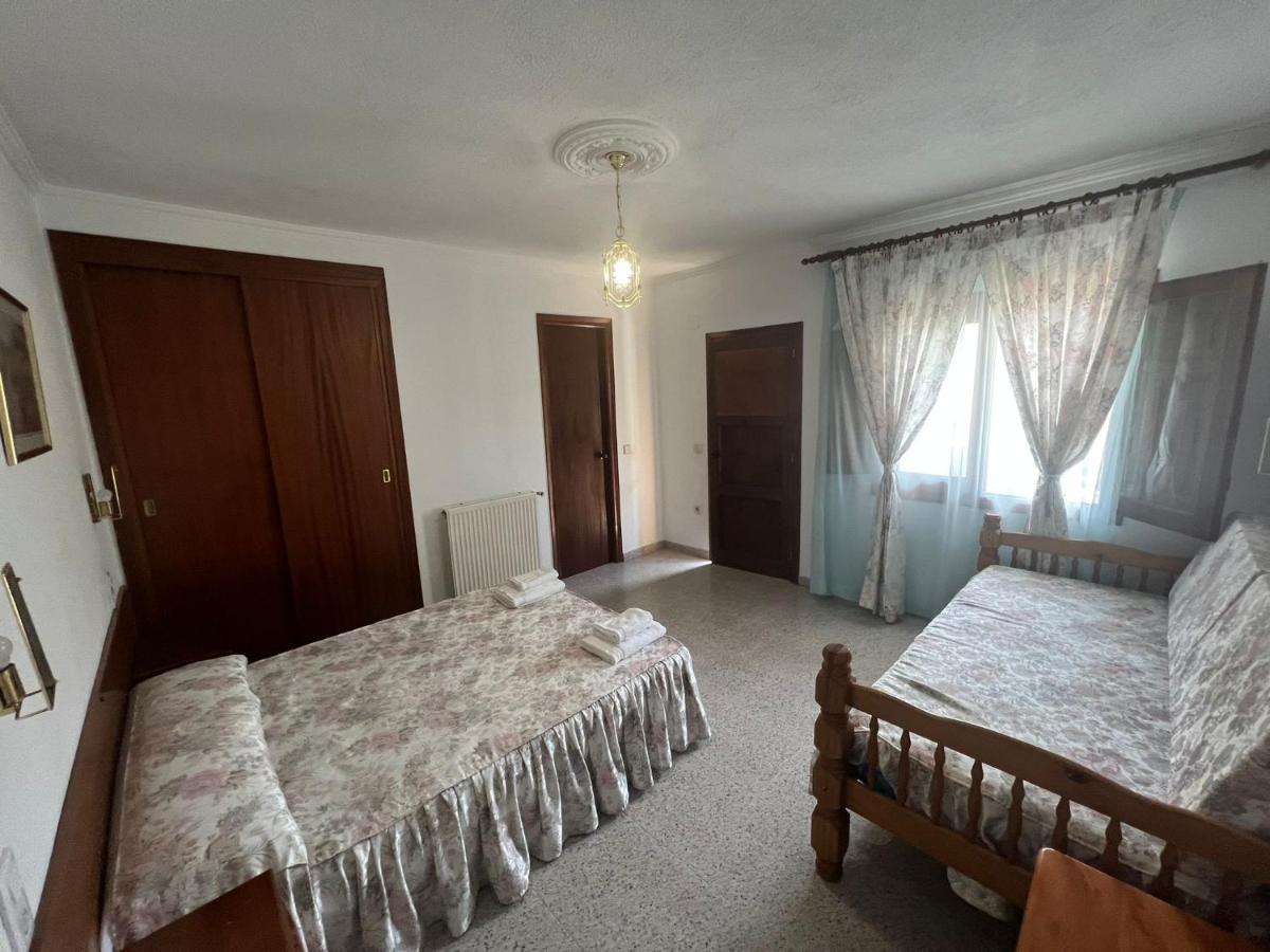 Hostal Sant Llop *